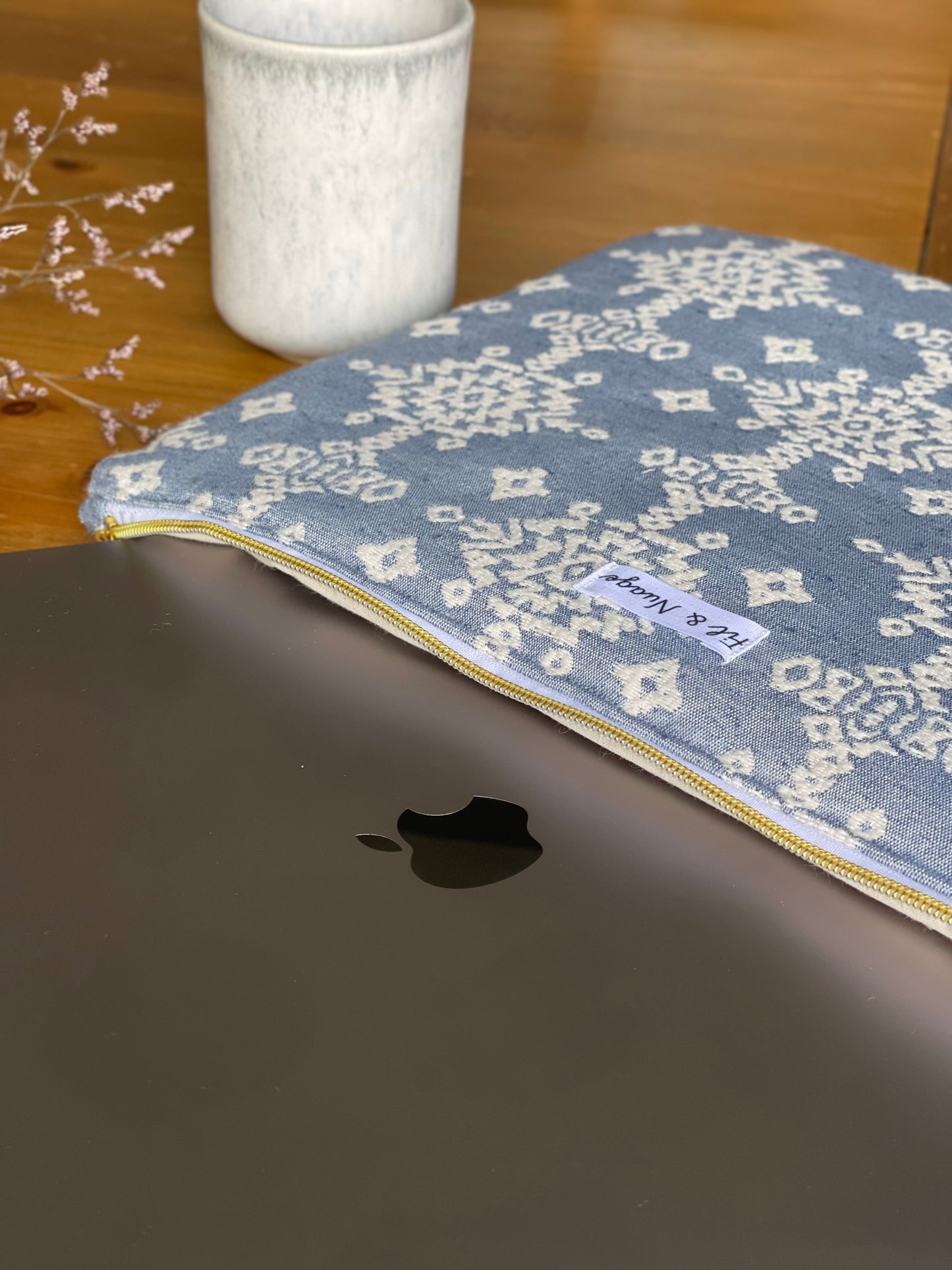 Housse d'ordinateur Céleste - Édition limitée