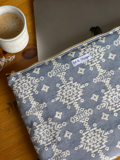 Housse d'ordinateur Céleste - Édition limitée